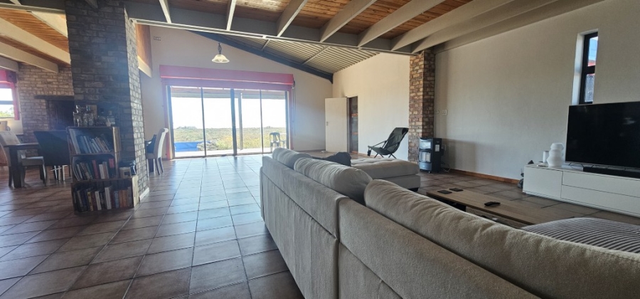 3 Bedroom Property for Sale in Hartebeesfontein Western Cape